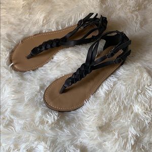 Black Aeropostale Thong Sandals